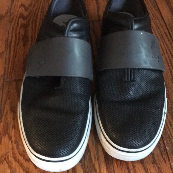 Puma Other - Ex Condition Men’s Puma Slip Ons 9.5 👍💕